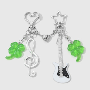 Nieuwe veelzijdige zilveren set gitaarnoot klaver liefde DIY sleutelhanger tas hanger - Product Image 2