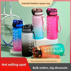 Vaso Ecológico Acrílico Moderno y Minimalista de Gran Capacidad, Personalizable y Elegante; Diseño Degradado - Product Image 2