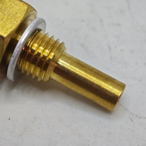 Capteur d'huile moteur de haute qualité OE 4D32XG30-28900 pour capteur de température d'eau du moteur de tracteur/chargeur YangDong 4D32XG30 - Product Image 2