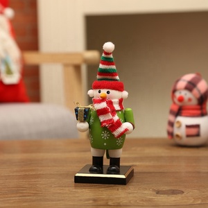 <span class=keywords><strong>Casse</strong></span>-<span class=keywords><strong>noisette</strong></span> blanc artisanat de noël cadeaux ornements pingouin père noël marionnette en pain d'épice soldat <span class=keywords><strong>casse</strong></span>-<span class=keywords><strong>noisette</strong></span> en bois - Product Image 6