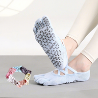 Chaussettes de yoga en coton à cinq orteils pour femme, respirantes, absorbant la transpiration, antidérapantes, pour l'été, avec sangles individuelles pour les orteils, idéales pour le Pilates et le sport