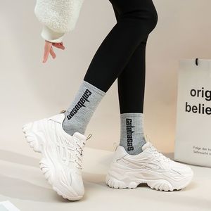 Baskets tendance à plateforme épaisse avec semelle Magma Fluid Bionic pour femme, respirantes en maille, style Dad Shoes, MOQ <span class=keywords><strong>1</strong></span> - Product Image 3