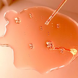 Kadalys Hecho en Francia 30ml Sérum Potenciador de Brillo con Aceite Rosa para el Cuidado de la Piel - Product Image 3