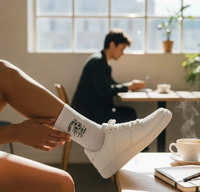 Chaussettes de sport en gros personnalisées avec logo OEKO Tex100, chaussettes de sport brodées colorées pour hommes et femmes, chaussettes de club OEM en gros