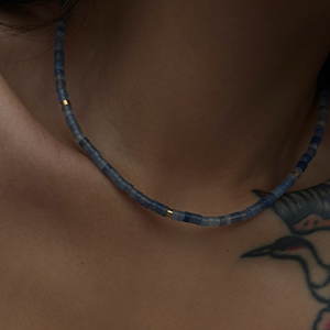 Collar Minimalista de Piedras de Luna Gris Natural para Sanación Metafísica, Joyería Delicada en Capas para Regalo del Día de la Madre - Product Image 1