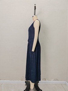 Abito lungo estivo 2026 nuovo alla moda, semplice, casual, scollo a V, con bottoni, tinta unita, vestibilità ampia, traspirante, senza maniche - Product Image 5