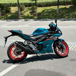 Moto sportive <span class=keywords><strong>Yamaha</strong></span> YZF-R3 321cc, bicylindre refroidi par liquide, démarrage électrique |   Équipé d'un système ABS |   Vitesse maximale de 180 km/h |   Suivi - Product Image 3