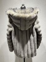 Manteau en fausse fourrure superposée avec capuche et doublure en fausse fourrure de renard, veste à capuche en fausse fourrure de vison pour femme, hiver