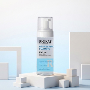 Crème nettoyante pour le visage à l'acide hyaluronique Riginas Private Label avec parfum naturel pour tous les types <span class=keywords><strong>de</strong></span> peau et nettoyage en profondeur pour hommes - Product Image 1
