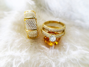 <span class=keywords><strong>Anillo</strong></span> <span class=keywords><strong>de</strong></span> Pareja <span class=keywords><strong>de</strong></span> Lujo Chapado en Oro <span class=keywords><strong>de</strong></span> 18K con Diamantes <span class=keywords><strong>de</strong></span> Circonita Cúbica, Conjunto <span class=keywords><strong>de</strong></span> Anillos <span class=keywords><strong>de</strong></span> Boda para Hombre y Mujer, Compromiso, <span class=keywords><strong>Promesa</strong></span>, <span class=keywords><strong>Matrimonio</strong></span> - Product Image 5