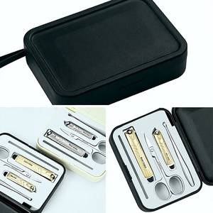 Ensemble de manucure et pédicure en acier au carbone 7 pièces, boîte à deux niveaux, kit de coupe-ongles anti-éclaboussures pour usage domestique - Product Image 4