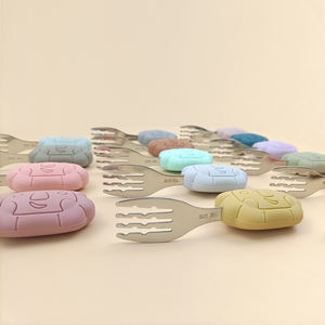 Kits de cuillères et fourchettes en silicone pour bébé <span class=keywords><strong>Bebe</strong></span> Vaisselle Ensemble d'alimentation Mini ensemble de couverts ODM & OEM Prix d'usine - Product Image 2