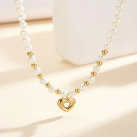 Collier en acier inoxydable plaqué or 18 carats avec pendentif cœur et perle de coquillage de 6,0 mm pour femme - Vente en gros