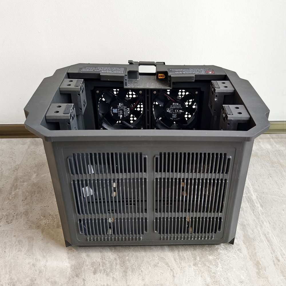 แบตเตอรี่ขนาดใหญ่