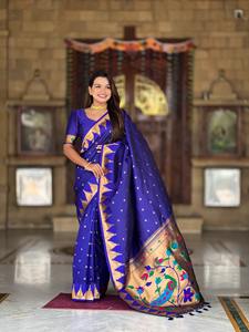 Saree en soie douce Pethani avec tissage Zari Vêtements indiens et pakistanais - Product Image 4