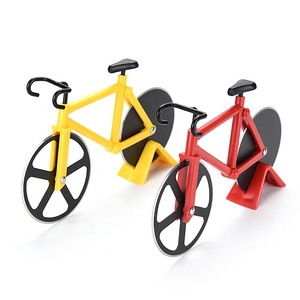 Homesmart Innovation Herramientas multifuncionales para <span class=keywords><strong>pizza</strong></span> Espátula y cortador de pala de bicicleta divertida con logotipo personalizado para hornear <span class=keywords><strong>pizza</strong></span> - Product Image 5