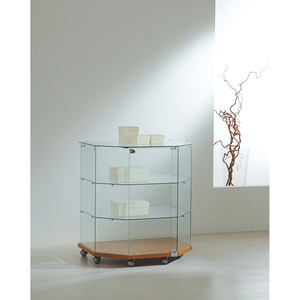 Vitrine moderne en verre 80x60x90cm avec porte verrouillable et roulettes pour rangement et exposition dans le salon - Product Image 1