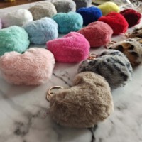 Nouveau porte-clés pompon moelleux en fausse fourrure avec cristaux, accessoire de sac et bijou