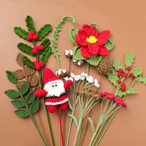 Bouquet de Noël tricoté en fil de haute qualité fait à la main décoration tendance de la maison bricolage Arrangement de fleurs éternelles cadeau en gros - Product Image 1