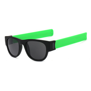 Logo personalizzato Tonalità Pieghevole Pieghevole di Modo di Schiaffo Del Braccialetto <span class=keywords><strong>Occhiali</strong></span> <span class=keywords><strong>Da</strong></span> <span class=keywords><strong>Sole</strong></span> Wristband di Schiaffo su <span class=keywords><strong>Occhiali</strong></span> <span class=keywords><strong>Da</strong></span> <span class=keywords><strong>Sole</strong></span> - Product Image 4