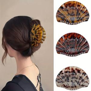 Pince à cheveux imprimé léopard personnalisée en plastique, accessoire de mode pour femme - Product Image 1