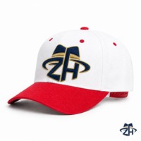 Casquette de baseball unisexe blanche et rouge bicolore, visière contrastante, six panneaux structurés, réglable, logo brodé personnalisé