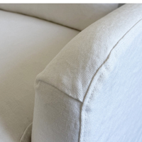 Fauteuil inclinable personnalisable au design moderne, recouvert de lin blanc, pour salon, mobilier de maison, chaise d'appoint avec base à jupe