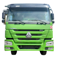 Camion à benne basculante haute capacité Sinotruk 8X4 de 20 à 60 tonnes Camion à usage intensif HOWO Camion à cargaison diesel à 12 roues de bonne qualité Transport d'occasion