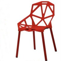 Chaise de salle à manger en plastique empilable à dossier creux moderne pour restaurant et mariage