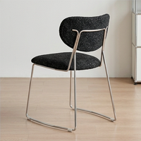Chaise de salle à manger de style danois du milieu du siècle, design minimaliste nordique, structure en acier inoxydable, siège rembourré, pour la maison ou les restaurants