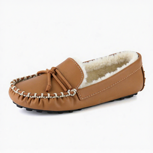 Chaussures <span class=keywords><strong>bateau</strong></span> confortables pour femmes Xinzirain personnalisées pour l'hiver, logo personnalisé, en daim, à bout rond, en fourrure, mocassins pour femmes - Product Image 1