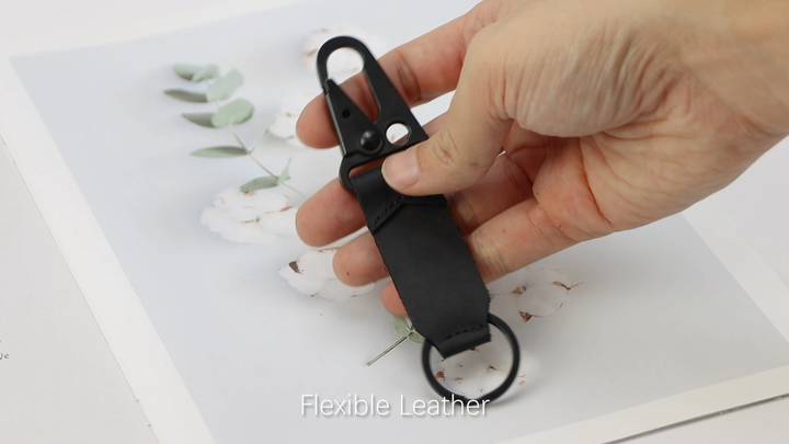 Custom Logo Heavy Duty Metal Key Chain Clip Vintage Crazy Horse