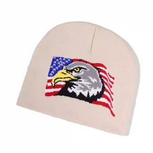 Bán Buôn Unisex Ngoài Trời Mùa Đông Dành Cho Người Lớn 100% Acrylic Ấm Ngắn Dệt Kim Mùa Đông <span class=keywords><strong>Hat</strong></span> Với Đại Bàng Và USA Cờ Thiết Kế - Product Image 5