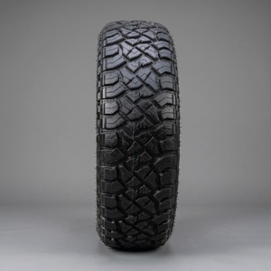 Pneu radial 265/70R17 Neuf pour voitures particulières Tubeless LCH T-REX - Product Image 1