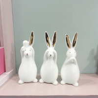 Drei niedliche kleine Hasenfiguren aus weißer Keramik, Osterhase-Ornament, Nicht sehen, nicht hören, nicht sprechen