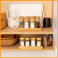 Nouveauté Emballage Petit récipient en verre pour épices pour produits Pot de stockage avec couvercle en bambou Ensemble d'étiquettes