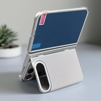 Coque de protection antichoc tout-en-un pour iPhone avec support double à clapet, en polycarbonate, design épuré, et film de protection arrière intégré