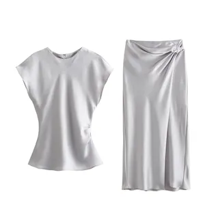 Crew neck silver color short sleeve back zipper fly casual fashion blouses tops for women