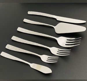 Couteau de table DFU233 en acier inoxydable avec manche martelé, couteau à steak, fourchettes de table, fourchettes à dessert, personnalisables - Product Image 4