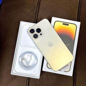 Venta al por Mayor de Teléfonos Celulares <span class=keywords><strong>iPhone</strong></span> <span class=keywords><strong>14</strong></span> Pro <span class=keywords><strong>Max</strong></span> Usados de Alta Calidad, Desbloqueados, con Soporte NFC, Pantalla de 6.7 Pulgadas, Smartphones 5G de Segunda Mano - Product Image 1