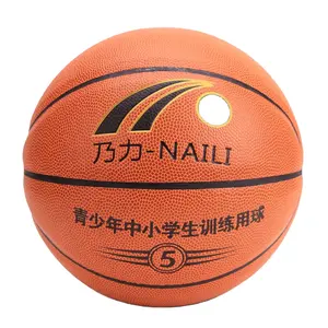Fabrika toptan yüksek kalite NAILI pu boyutu 7 basketbol topu basketbol oyunu veya maç