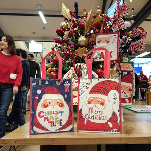 Custom Christmas Gift Packaging Tote Reusable Grocery Non-woven Laminated Shopping <strong>Bags</strong> With logo Sac - Product Image 2