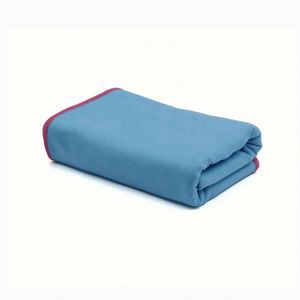 Toalla de Playa de Microfibra Personalizada con Impresión a Medida, Económica, Libre de Arena, para Viajes - Product Image 6