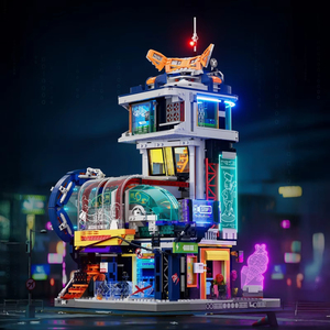 Lumibricks L9098 Nuovo Modello di Stazione Ferroviaria Sospesa Cyberpunk con Illuminazione LED, Set di Costruzioni da 2760 Pezzi, Regalo per Bambini - Product Image 2