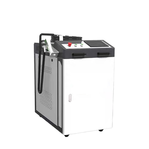 آلة تنظيف بالليزر الليفي المحمولة 2000 واط الأكثر مبيعًا لإزالة الصدأ والزيت والطلاء عن المعادن، سهلة التشغيل مع ضمان لمدة عامين - Product Image 1