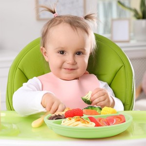 Plato de Silicona de Grado Alimenticio con Divisiones para Bebés, Bandeja Antideslizante de Silicona para Alimentos, Plato de Alimentación para Niños con Succión - Product Image 2
