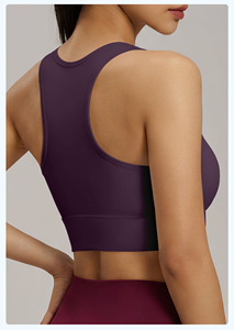 Sujetador deportivo transpirable con diseño ergonómico para mujer, con logo frontal, a prueba de golpes, de alta intensidad, para correr, fitness y yoga. - Product Image 6