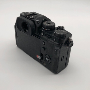 กล้องมิเรอร์เลส <span class=keywords><strong>FujiFilm</strong></span> X-T4 พร้อมเซ็นเซอร์ CMOS 4K 24MP หน้าจอแบบปรับเอียงได้ ช่องใส่การ์ด SD - Product Image 3