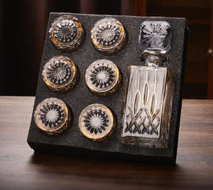 <span class=keywords><strong>Carafe</strong></span> à whisky personnalisée en cristal avec gravure de nom pour bourbon, scotch, spiritueux – Forme carrée – Idéale pour bar à domicile – Vente en gros – Cadeau - Product Image 5