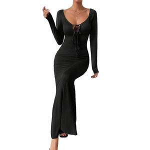 Robes longues élégantes et personnalisées de haute qualité pour femmes, avec col en U large, manches longues et taille ajustée, à nouer devant, pour un look raffiné. - Product Image 2